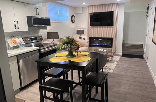 Saskatoon Apartment | Rosemary’s Cozy Corner - 2 Bedroom Suite w/Private Entry in Brighton