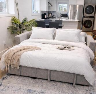 Colwood Apartment | Royal Bay Guest Suite