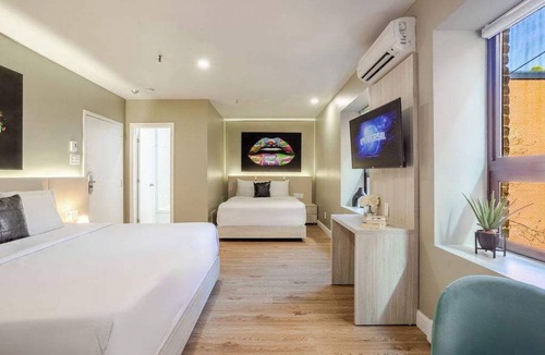 Gay Village Hotel | Royal Duo – Downtown MTL Stay