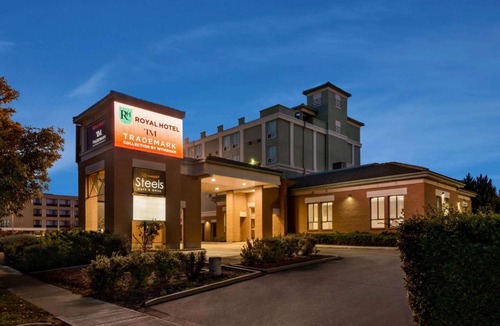 Regina Hotel | Royal Hotel Regina, Trademark Collection by Wyndham