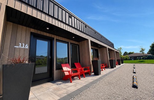 Charlottetown Hotel | Royalty Maples Motel & Cottages