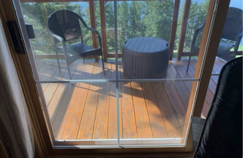 Lone Butte Apartment | Rustic 1 Bdrm Suite, Lakeside - Bear Cave