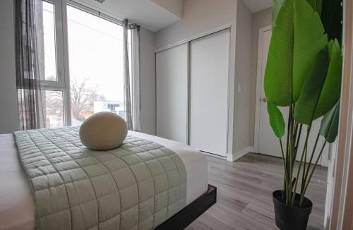 The Queensway House | Safari Luxe 3 Bedroom Designer Condo Near Downtown
