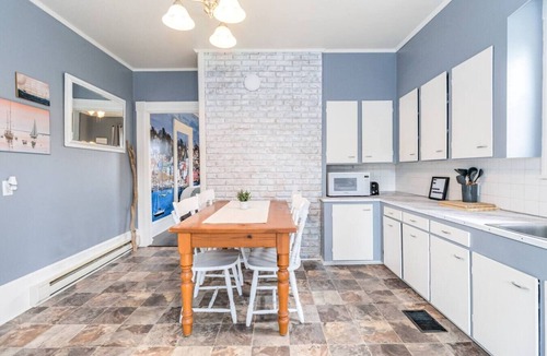 Lunenburg Apartment | Sailboat Suite - Heart of Lunenburg
