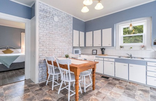 Lunenburg Apartment | Sailboat Suite - Heart of Lunenburg