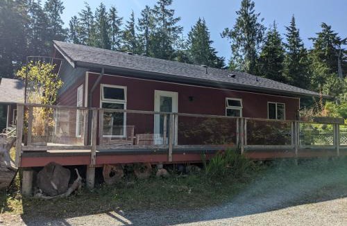 Tofino Apartment | Salal Forest - 2 bedroom cabin in the forest