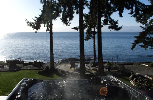 Sooke Cottage | Salish Sunrise Cottage