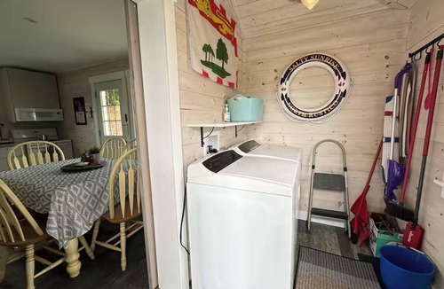 North Rustico Cottage | Salty Sunrise