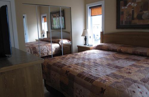 Osoyoos Hotel | Sandy Beach Suites