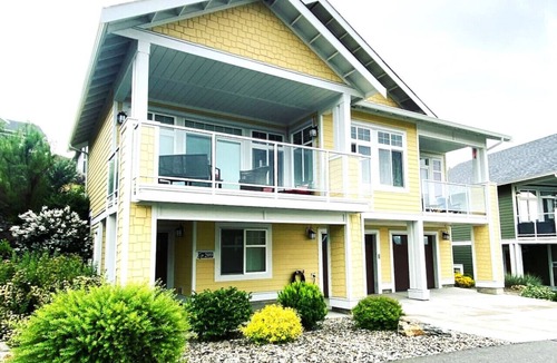 Osoyoos House | Sandy Feet Retreat - View Cottage #209