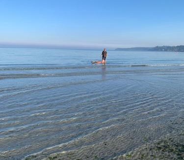 Black Creek Resort | Saratoga beach cabin with hot tub