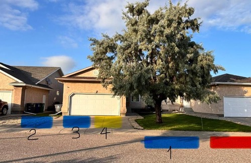 Saskatoon House | Saskatoon Lashyn Cove Homestay