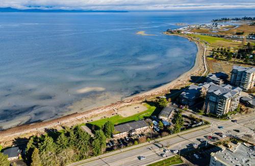 Regional District of Nanaimo Hotel | Sea Edge Beachside Hotel