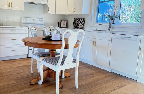 Sooke Apartment | Seagull Studio Vacation Suite