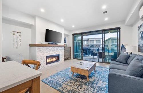 Black Creek House | Seas The Day Saratoga at THE BEACH HOUSE