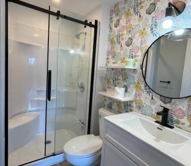 Commercial Cross House | Serene Cove Retreat Cottage- Blue