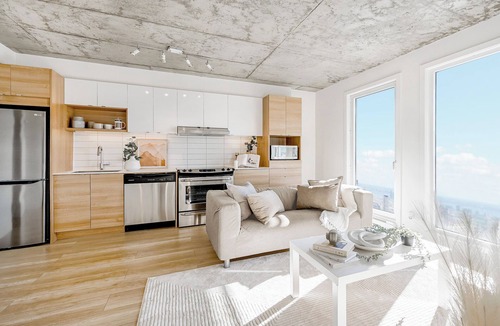 Downtown Montreal Apartment | Serene Scandinavian-Downtown Montreal-Free Parking