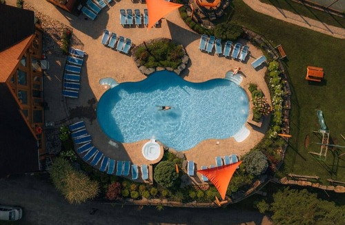 Mille-Isles Ski Chalet | Serenity/Private spa & sauna, Pool, Lake & Kayak