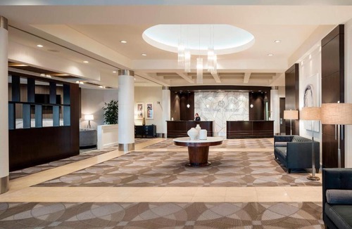 Calgary Hotel | Sheraton Cavalier Calgary Hotel