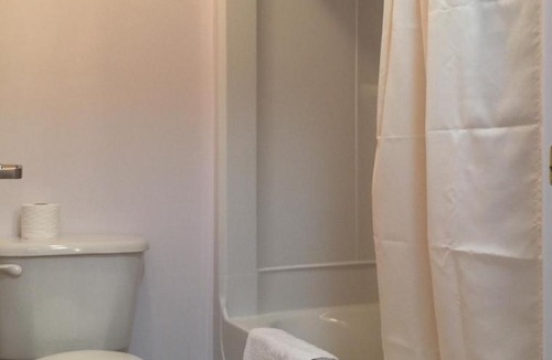 Charlottetown Hotel | Sherwood Inn and Motel Charlottetown