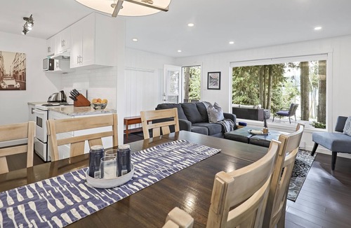 Celista House | Shuswap Lake, 2 Bed, 1.5 BA, Private Dock, Sleeps 4