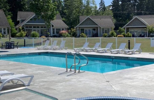 Regional District of Nanaimo House | Siesta by the Sea - Sleeps 6