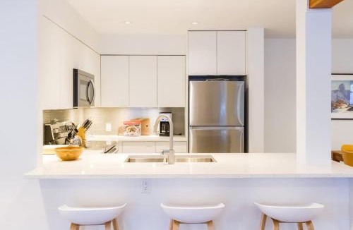 Blackcomb House | Ski in Out, Great Location, Free Shuttle Bus