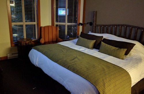 Blackcomb Resort | Ski in/ski out 2 bedroom Vacation Home next to Chateau Whistler/Blackcomb lift