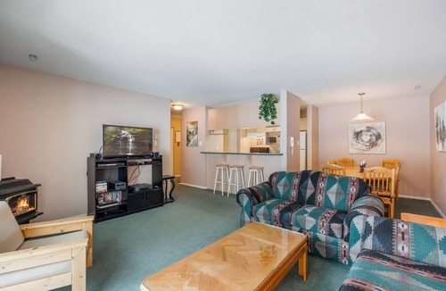 Courtenay Condo | Ski in Ski out condo, steps to the Hawk chairlift.