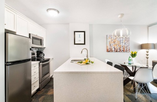 Upper Village Apartment | Ski-in/Ski-out Condo in Aspens w/Pool & Hot Tubs