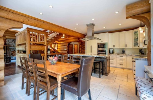 Nordic Estates House | Ski out chalet w/hot tub