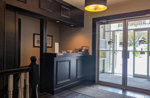 Fredericton Hotel | Skyline Motel