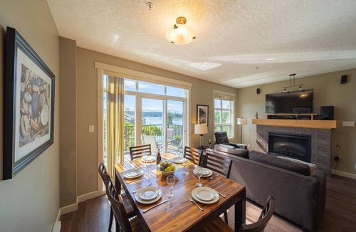 Sooke Cottage | Sooke 2 Bedroom Townhouse