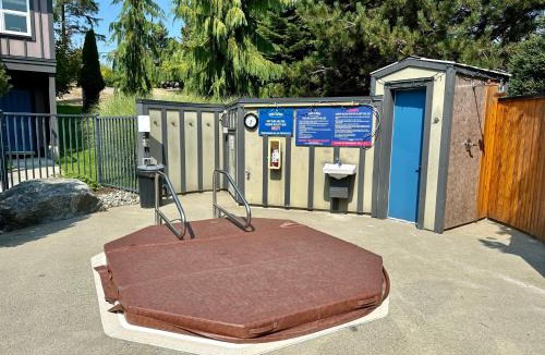 Sooke House | Sooke Ocean Oasis - Boutique Waterfront Rental