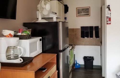 Westlock Hotel | Southview Motel