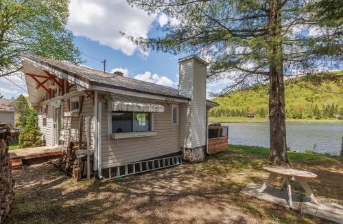 Saint-Leonard-de-Portneuf Ski Chalet | Spa & Lake Access - Chalet Le Ptit Leo