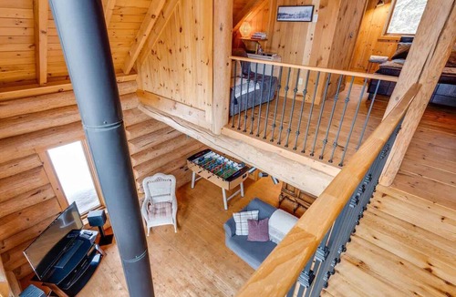 Mauricie Ski Chalet | Spa & River | Le Chalet Caché