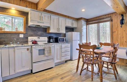 Notre-Dame-Des-Bois Ski Chalet | Spa & Sauna - Chalet de l'Ours noir
