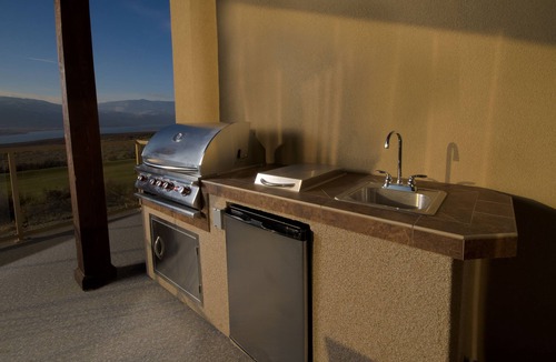 Okanagan-Similkameen House | Spacious 2-Bedroom Getaway with Expansive Views of Osoyoos