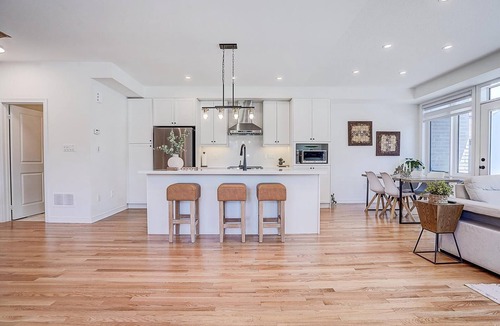 Ajax Condo | 🏡 Spacious 3-Storey Ajax Home | Waterfront, GO Train & Toronto Access