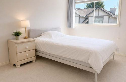 Richmond House | Spacious 4BR Family Townhome