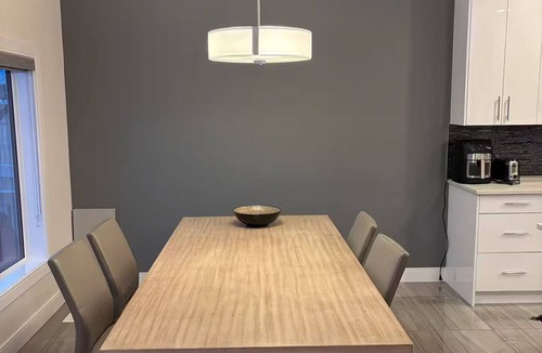 Beaumont House | Spacious, Beautiful Home in Quiet, Scenic Beaumont