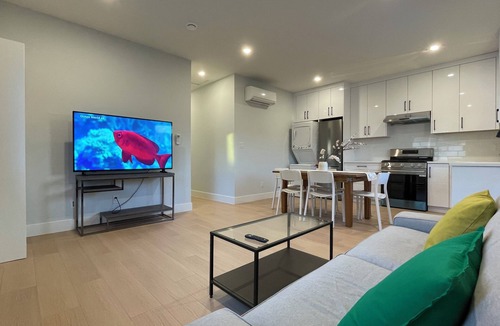 Burnaby House | Spacious Brand New 4BR/3BA Home w/Parking in North Burnaby
