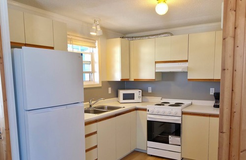 Boularderie Apartment | Spacious Cape Breton Getaway | King Bed | Perfect for Small Groups