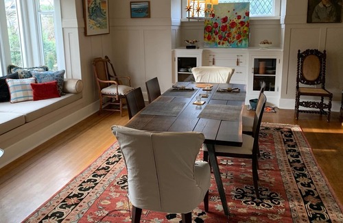 Fairfield House | Spacious character home for May and June 2020