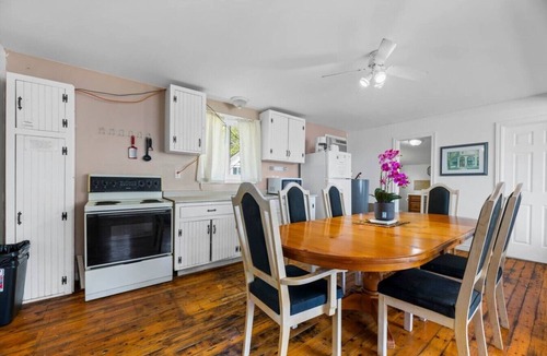 Otonabee-South Monaghan Cabin | Spacious Family Getaway | Quiet & Scenic