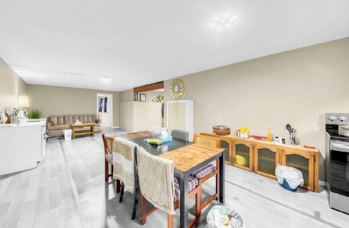 Delta House | Spacious house near ferry