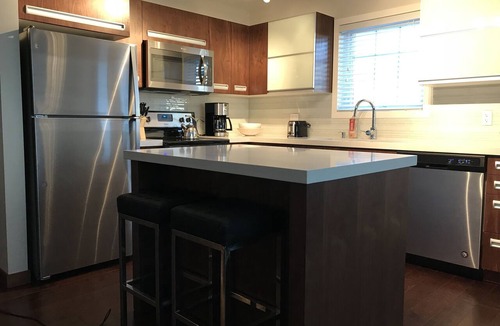 Saskatoon Condo | Spacious newly built comfortable apartment - 2 beds, 2 bathrooms