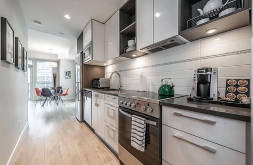 Downtown Victoria Condo | Spacious Patio and Funky Vibes in Old Town!