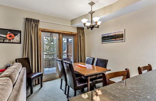 Canmore House | Spacious, Pet Friendly, Townhouse Hot Tub Perfect for Families!